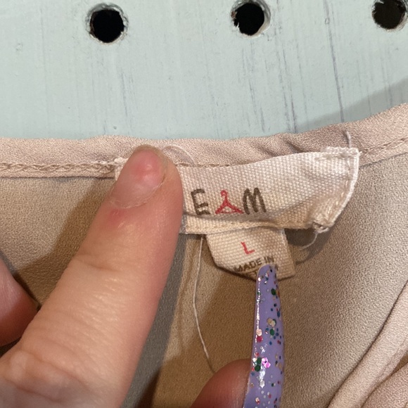 Tan Blouse - Picture 2 of 2